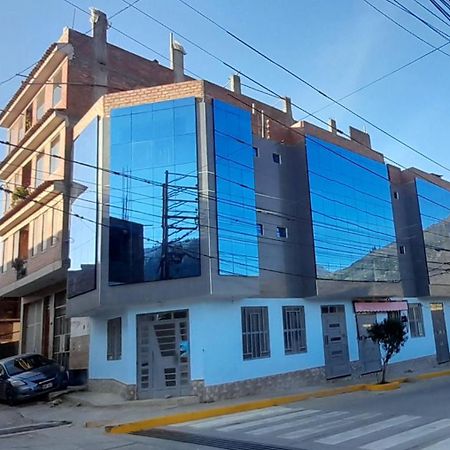 ホテル Hostal Pura Casta Carhuaz エクステリア 写真